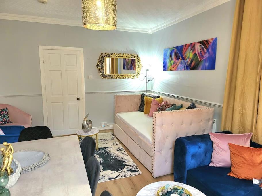 4 Bedrooms Apartment By Sensational Stay Short Lets & Serviced Accommodation Edimburgo Exterior foto