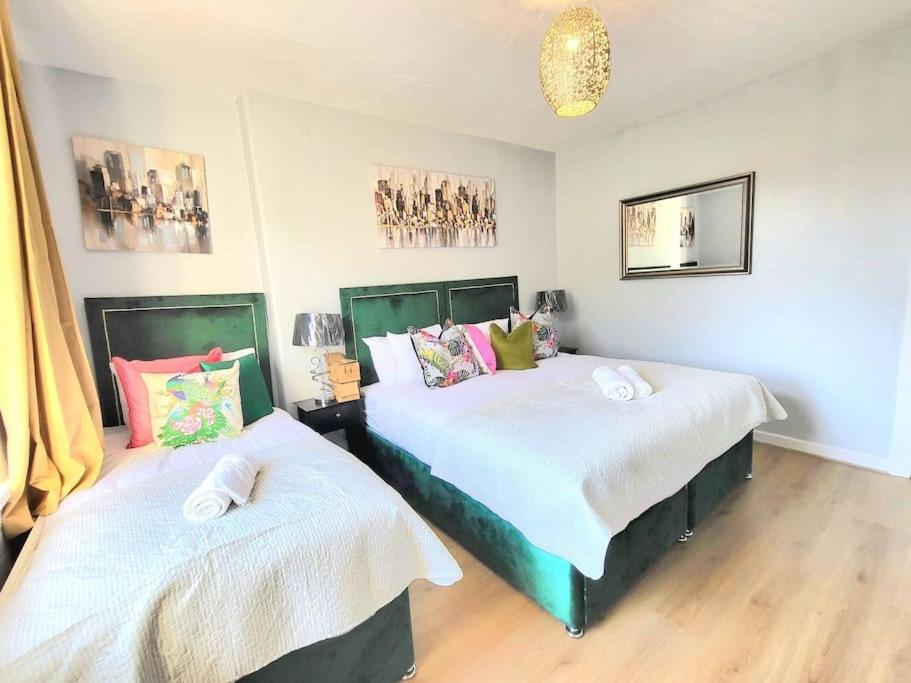 4 Bedrooms Apartment By Sensational Stay Short Lets & Serviced Accommodation Edimburgo Exterior foto